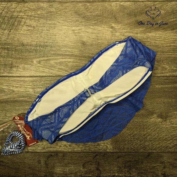 Arizona Jean Co. Juniors Flounce Bikini Top Size L - Picture 3 of 3